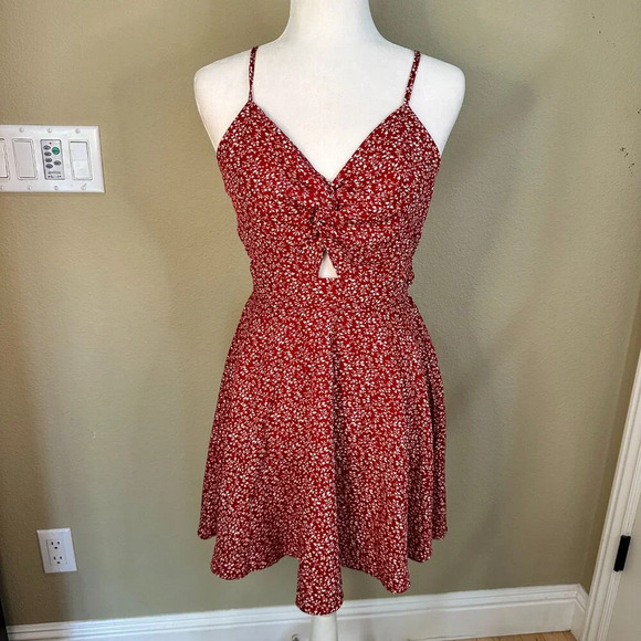 SHEIN Red Floral Cut Out Tie Back Mini Dress Sundress - small - Picture 2 of 10
